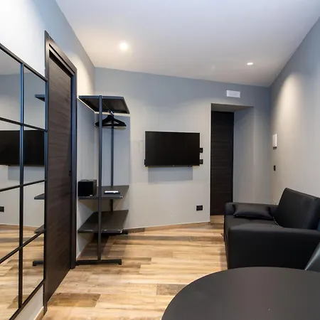 Urbane 44 Pensionat 4*