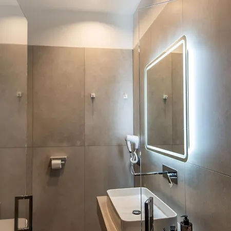 Urbane 44 Neapel